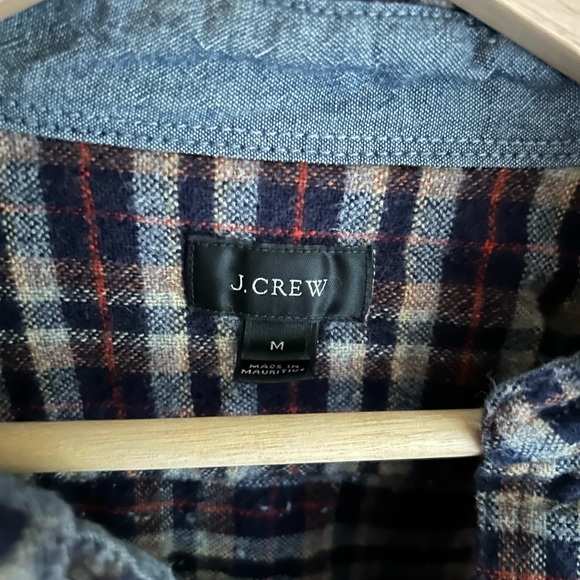 J Crew Men’s Flannel - Size Medium - Picture 2 of 3
